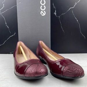 ECCO Touch Ballerina Flats Maroon sz 10
